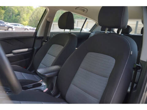 2016 Kia Forte5 LX