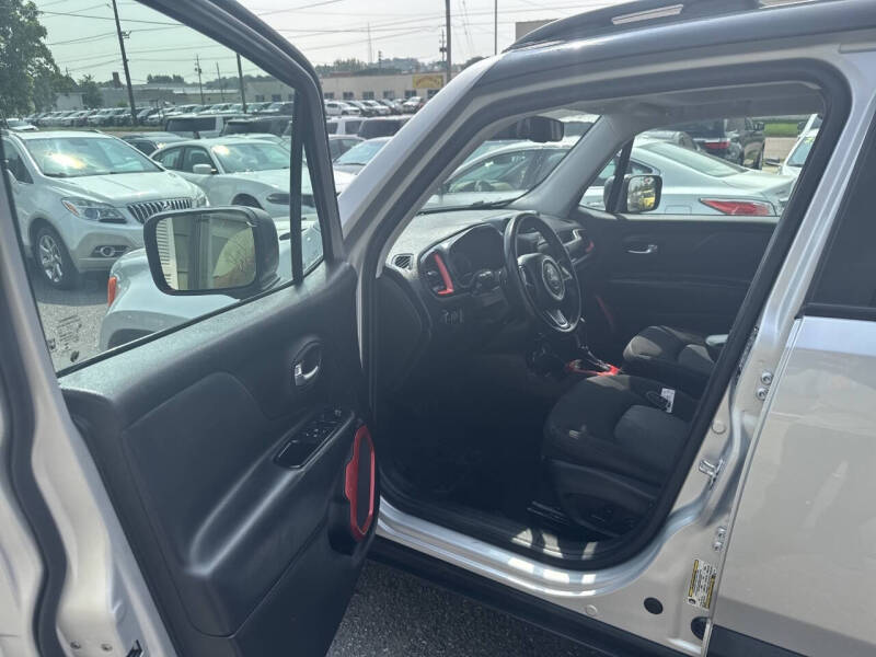 2017 Jeep Renegade Trailhawk