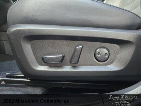 2022 Mitsubishi Outlander SE