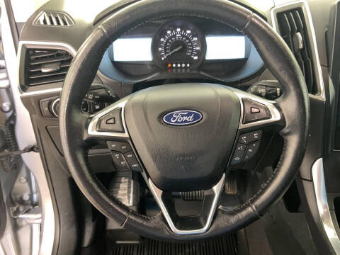 2023 Ford Edge Titanium