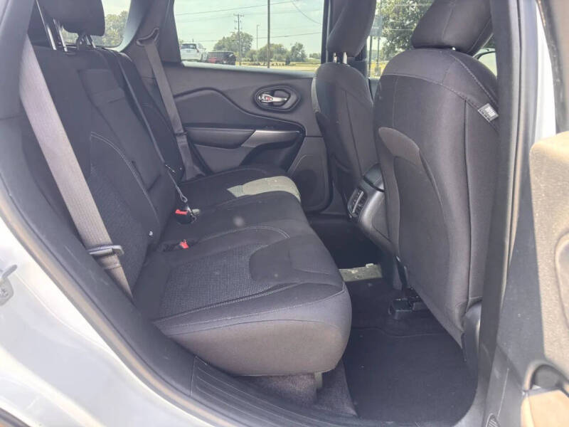 2019 Jeep Cherokee Latitude