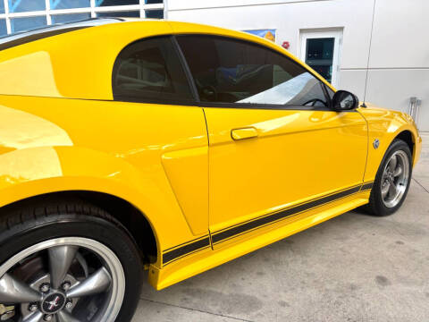 2004 Ford Mustang GT Deluxe