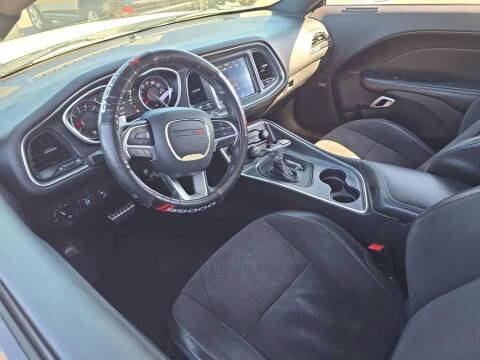 2017 Dodge Challenger GT