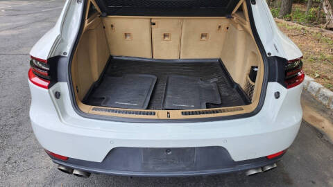 2016 Porsche Macan S