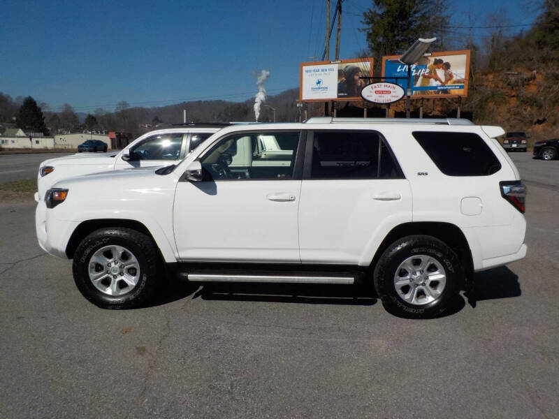 2018 Toyota 4Runner for sale at EAST MAIN AUTO SALES in Sylva NC