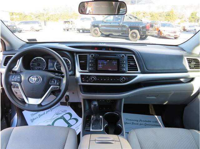 2019 Toyota Highlander LE