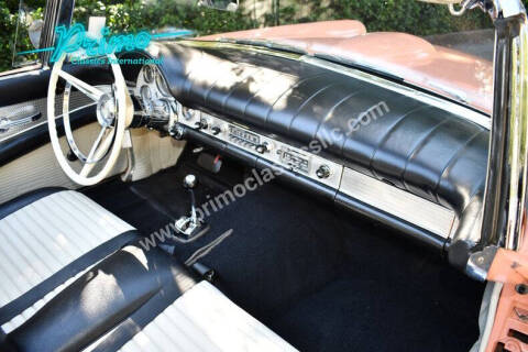 1957 Ford Thunderbird