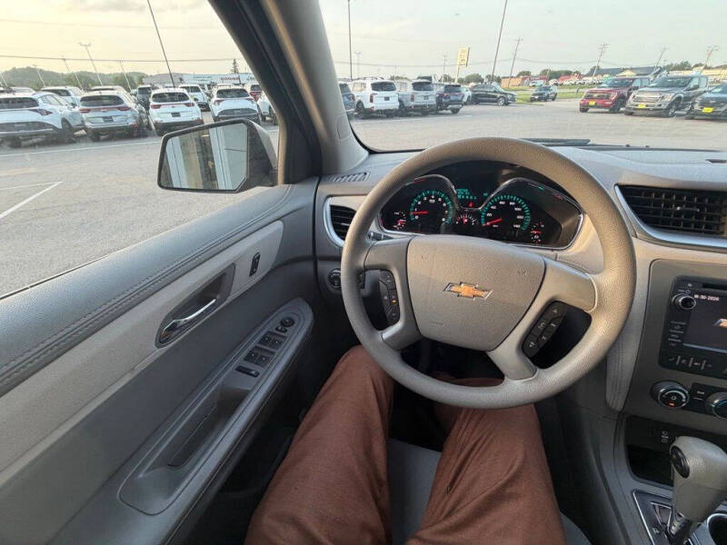2017 Chevrolet Traverse LS