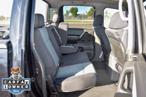 2005 Nissan Titan SE