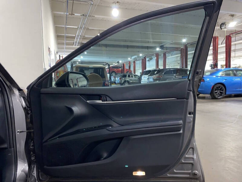 2018 Toyota Camry LE