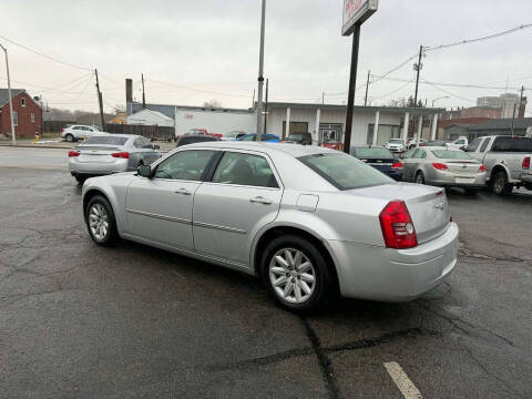 2008 Chrysler 300 LX
