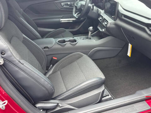 2025 Ford Mustang EcoBoost