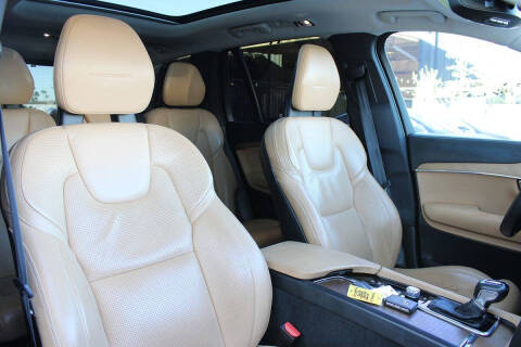 2016 Volvo XC90 T6 Inscription