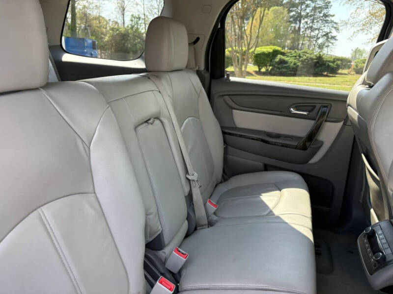 2016 GMC Acadia SLT-1