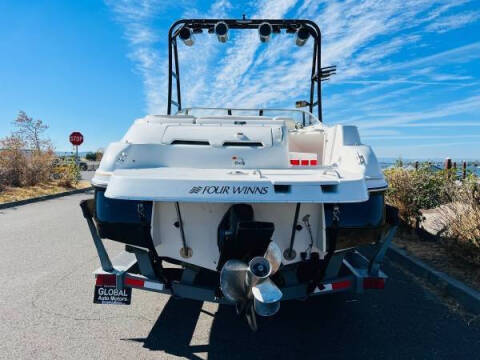 2001 Four Winns FUNSHIP 254