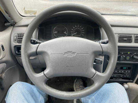 2001 Chevrolet Prizm LSi