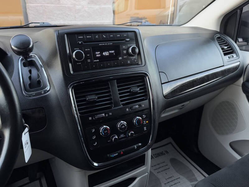 2016 Dodge Grand Caravan SE