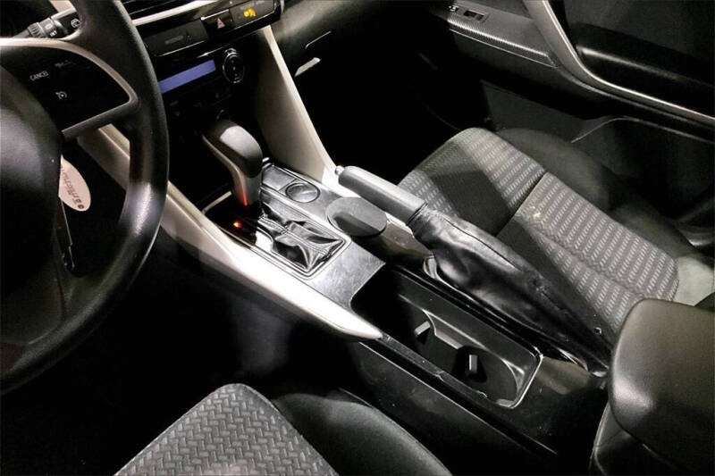 2019 Mitsubishi Eclipse Cross ES