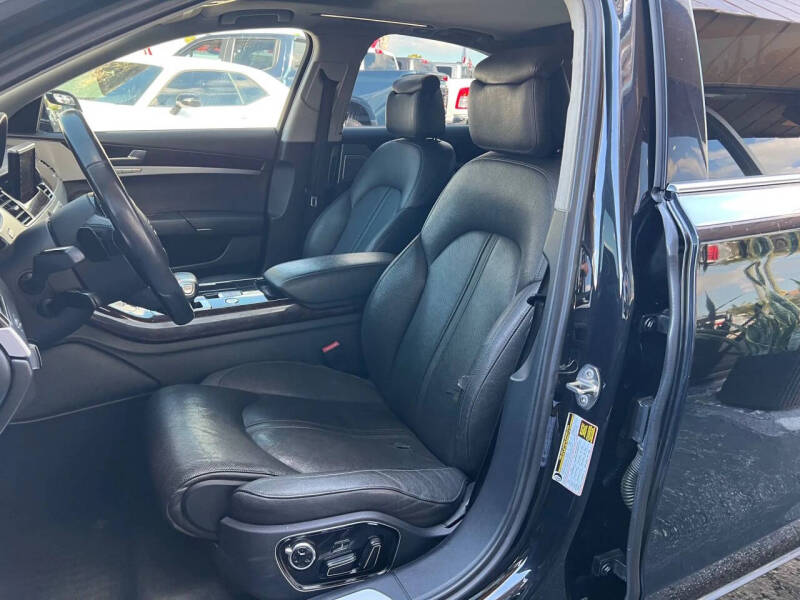 2012 Audi A8 quattro