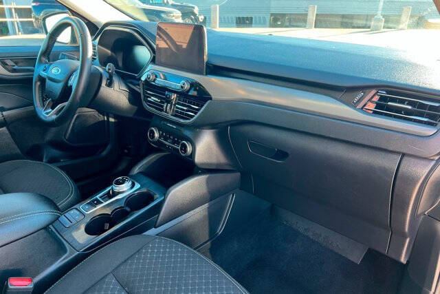 2024 Ford Escape Active