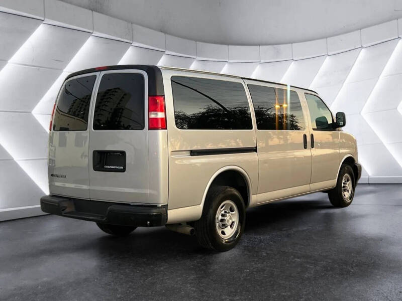 2018 Chevrolet Express 2500