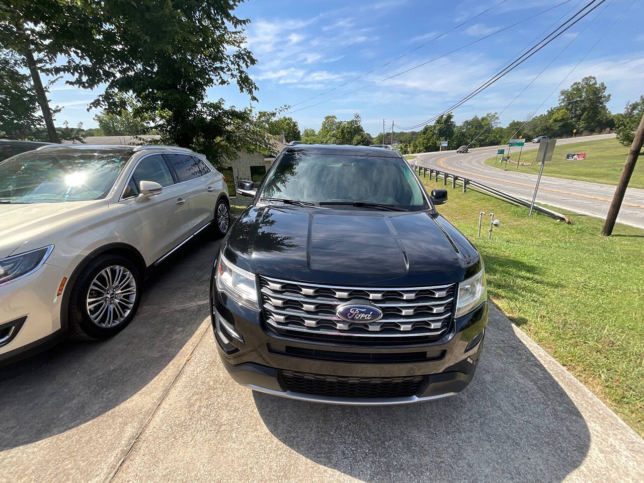 2016 Ford Explorer for sale at Car Connection in Harrison, AR