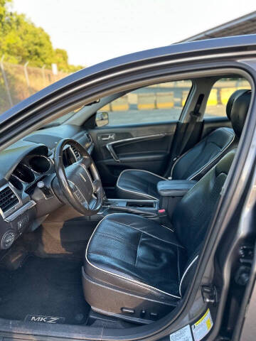 2011 Lincoln MKZ