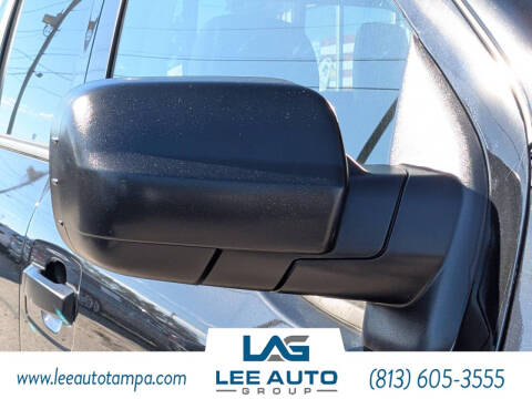 2023 Nissan Titan SV