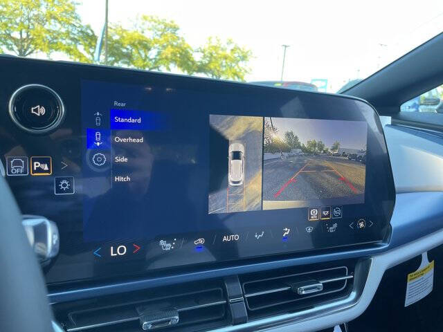 2026 Chevrolet Equinox EV LT 2