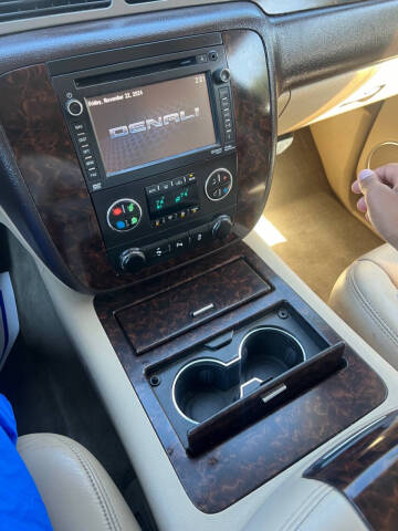 2014 GMC Yukon XL Denali