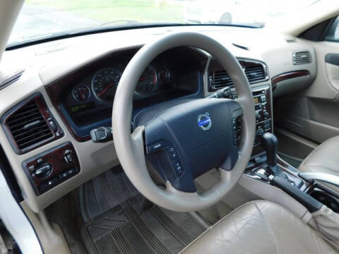2004 Volvo XC70