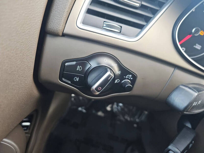 2014 Audi A4 2.0T quattro Premium