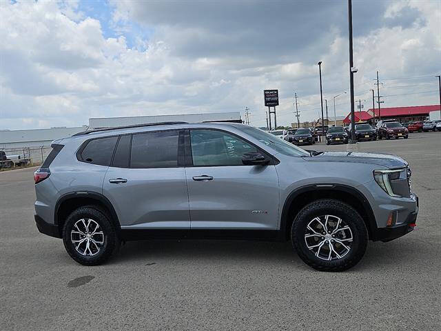 2024 GMC Acadia AT4
