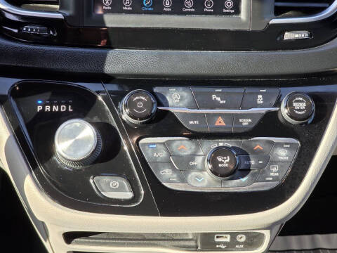 2019 Chrysler Pacifica Touring L