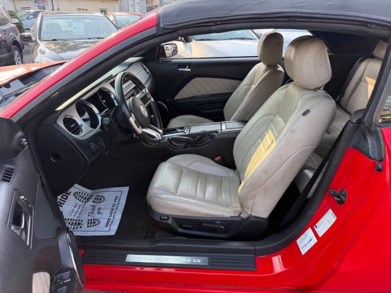 2013 Ford Mustang V6 Premium
