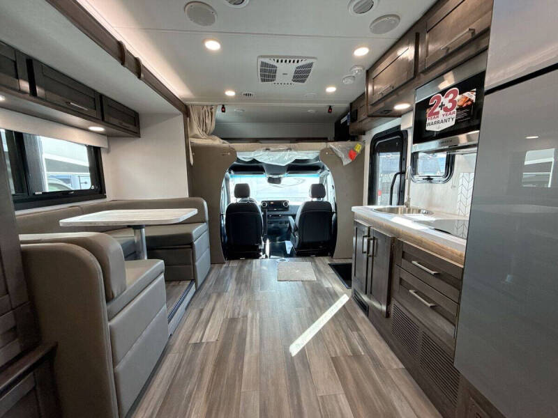 2024 Mercedes-Benz Sprinter
