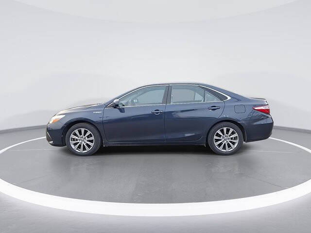 2016 Toyota Camry Hybrid XLE