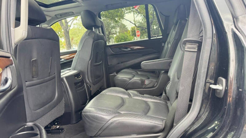 2020 Cadillac Escalade Premium Luxury