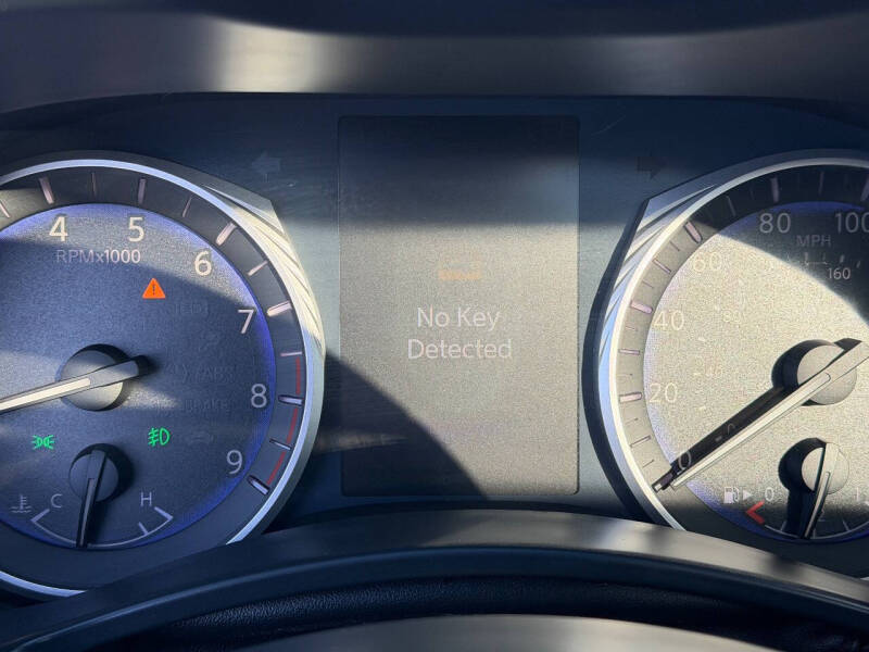 2015 Infiniti Q50 Premium