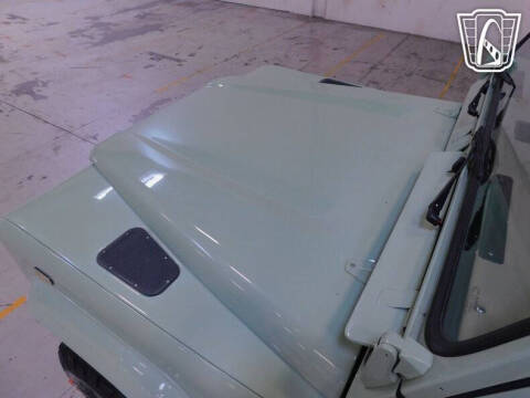 1987 Land Rover Defender