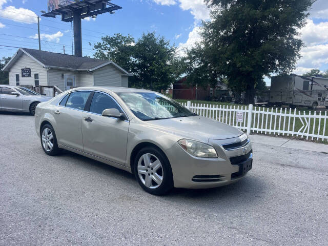 2009 Chevrolet Malibu for sale at Hobgood Auto Sales in Land O Lakes, FL