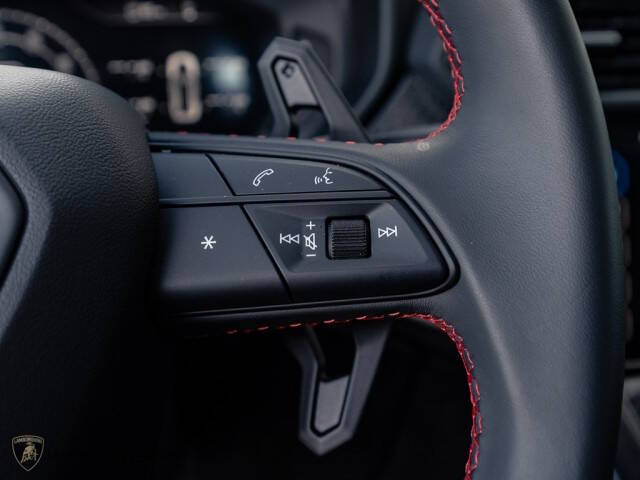 2024 Lamborghini Urus Performante