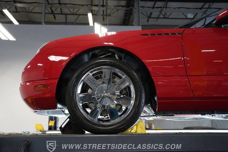 2002 Ford Thunderbird Deluxe