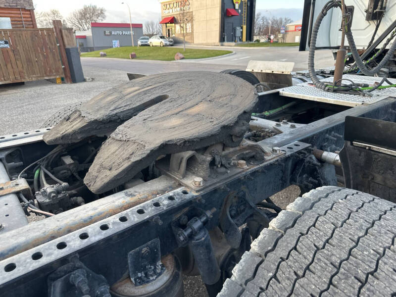 2021 International RH613