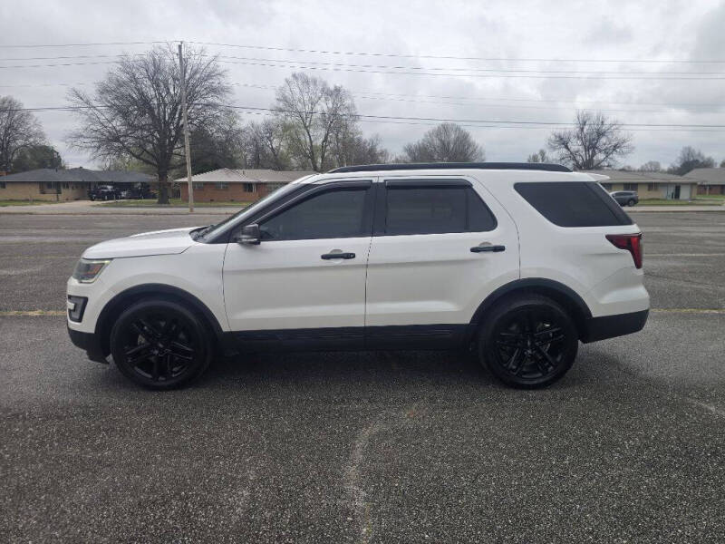 2017 Ford Explorer Sport