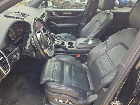 2020 Porsche Cayenne S