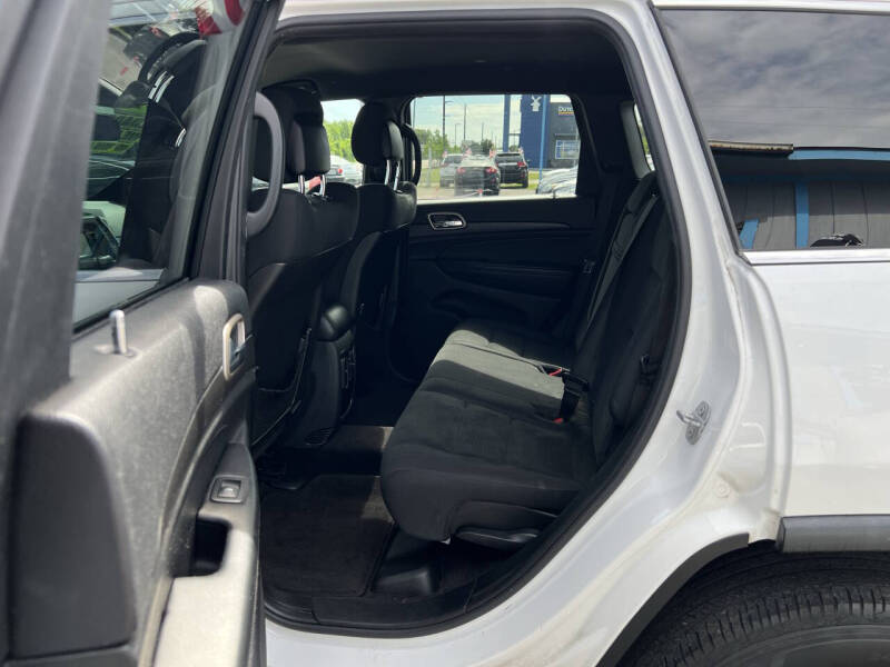 2016 Jeep Grand Cherokee Laredo E