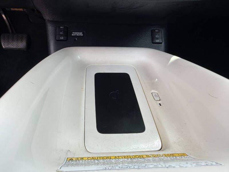 2017 Toyota Prius Four