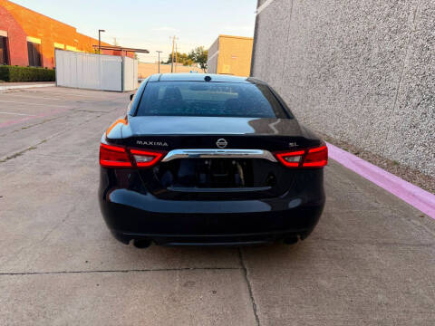 2017 Nissan Maxima
