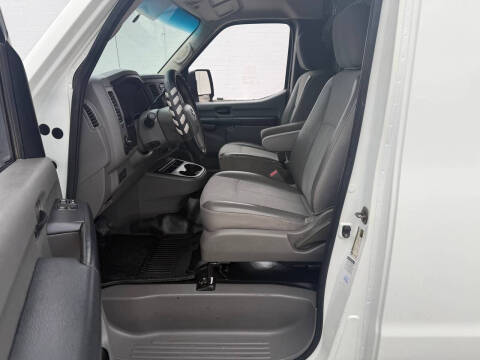 2016 Nissan NV 1500 S